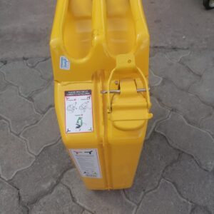 Fuel can