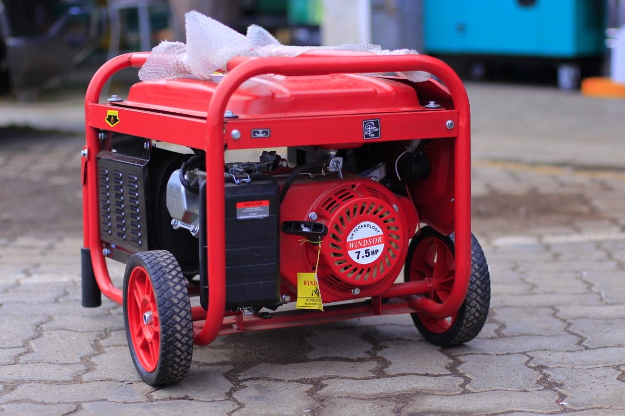 Petrol powered Generator(3000W) - Image 2