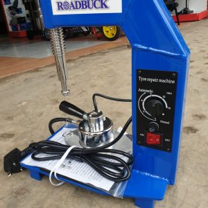 Tyre vulcanizer machine