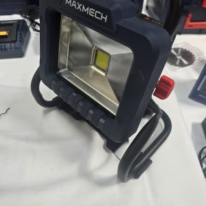CORDLESS SPOT LIGHT