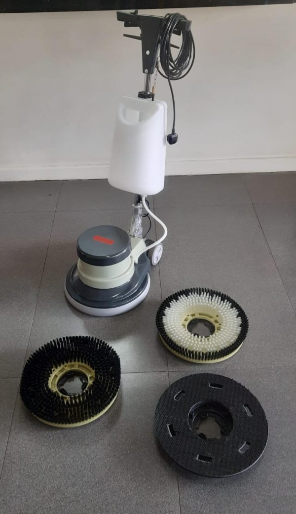 CARPET WASHING MACHINE