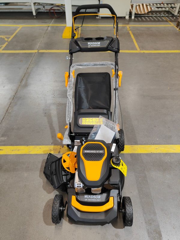LAWNMOWERS MACHINES