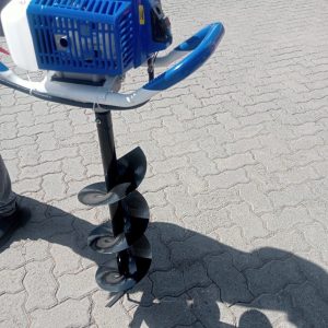 EARTH AUGER