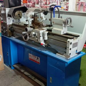 METAL LATHE MACHINE